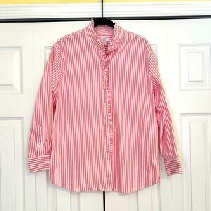 NWOT! Crown & Ivy Pink & White Ruffled Button Down Blouse Size Small